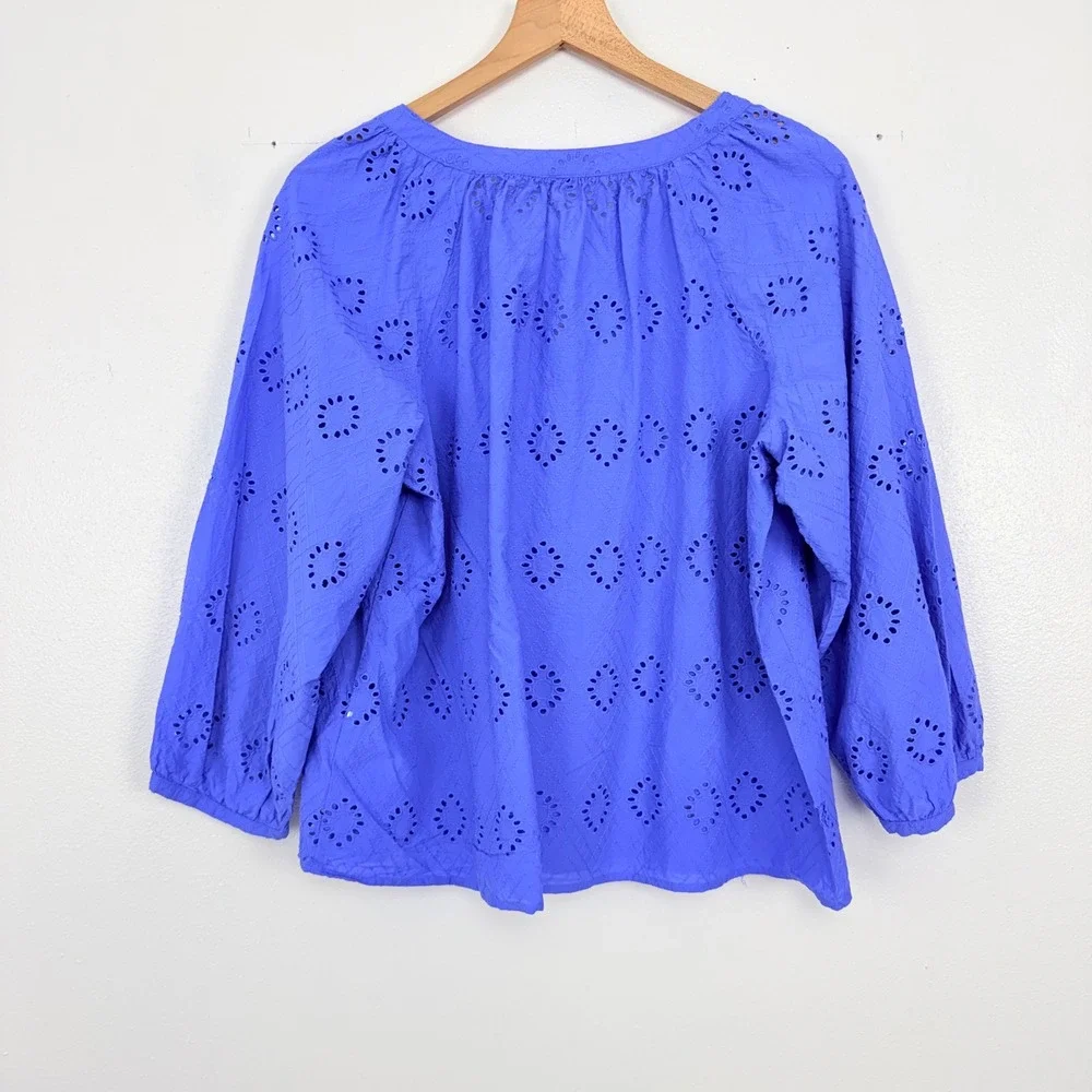 Banana Republic Eyelet Blouse Womens L Blue‎ Henley 3/4 Puff Sleeve Top Cotton